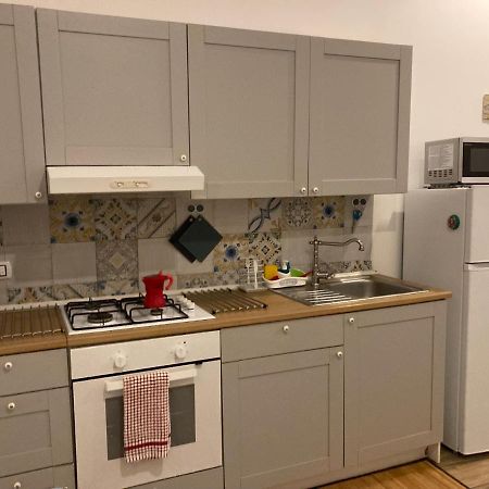 Casa Gaia A Due Passi Dal Duomo Lejlighed Napoli Eksteriør billede