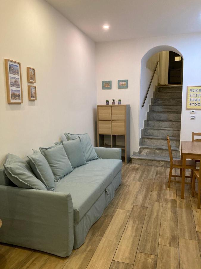 Casa Gaia A Due Passi Dal Duomo Lejlighed Napoli Eksteriør billede